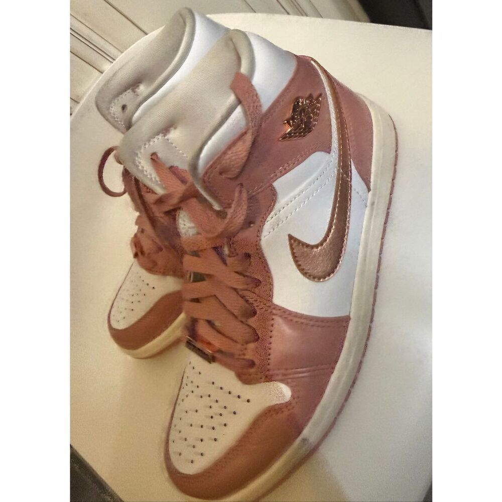 Nike Air Womens Jordan Mid SE Trainers Sneaker FB9892-670 Stardust Copper Sz 6.5